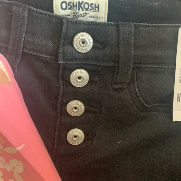 Oshkosh blouse and Oshkosh black jeans - Picture 3 of 8